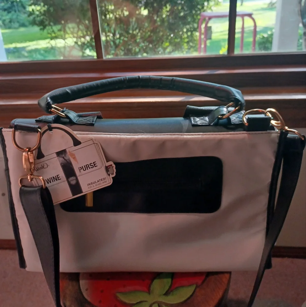 Portable Wine Cooler Black and White with Cat Design - Picture 3 of 5